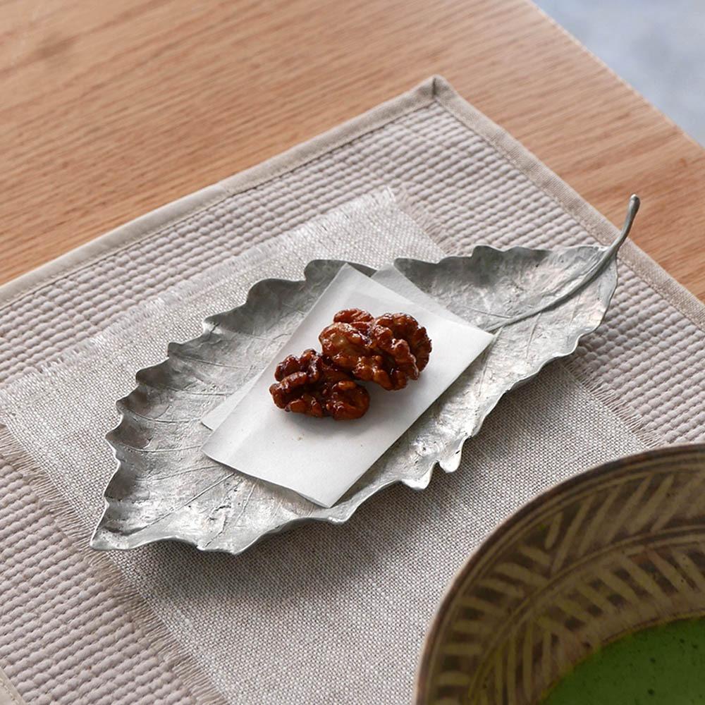 주석 떡갈나무 트레이 _ 스튜디오 포