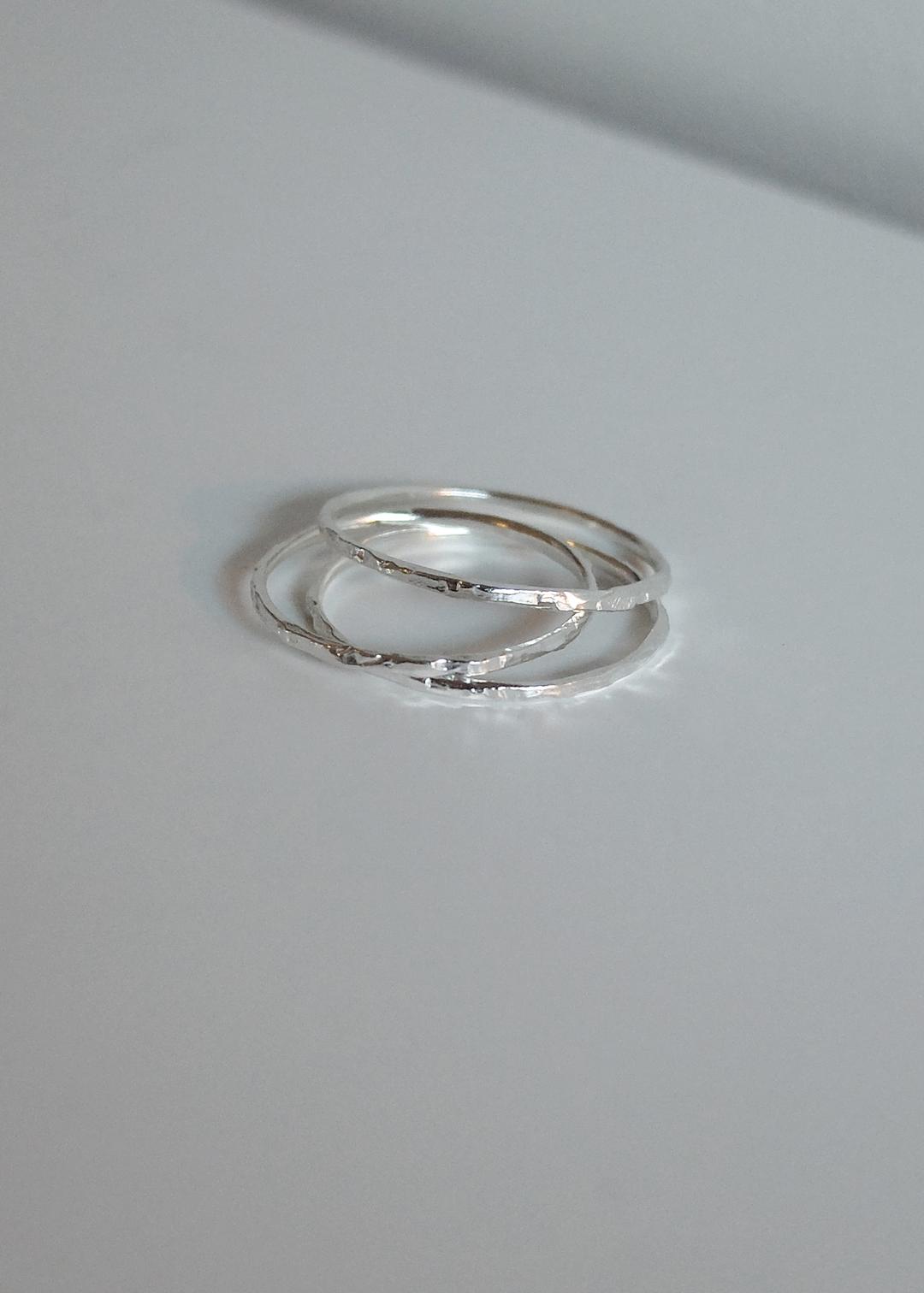 Wild texture Ring (1.0mm) "잘때도 차고잘래\"