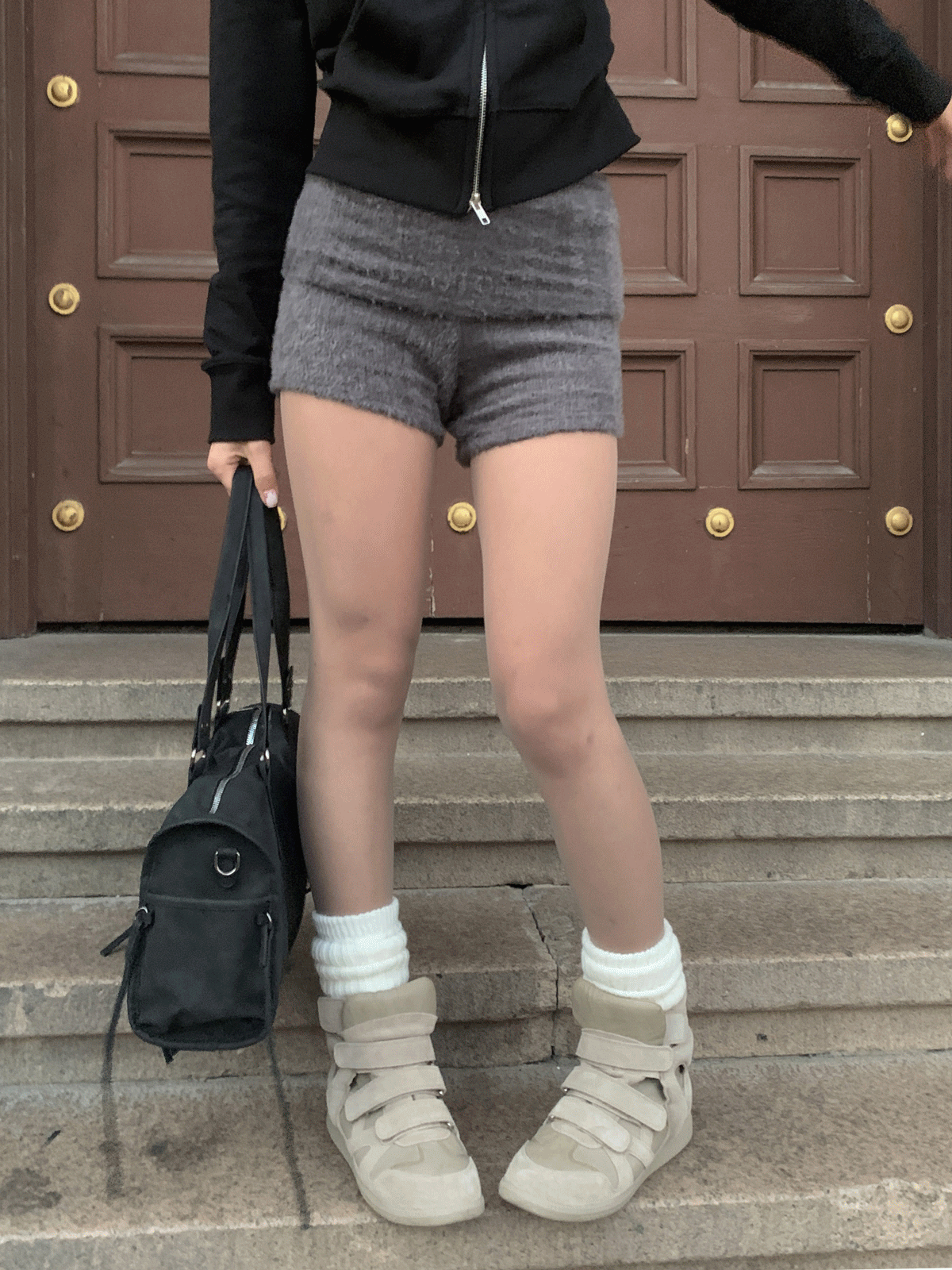 온마인드 [BEST] HIGH STRAP SNEAKERS ( 블랙 230 당일출고 / 입고지연 )