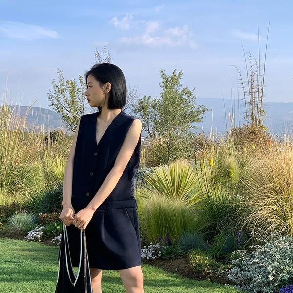 Mually V-Neck Suit Vest Skirt