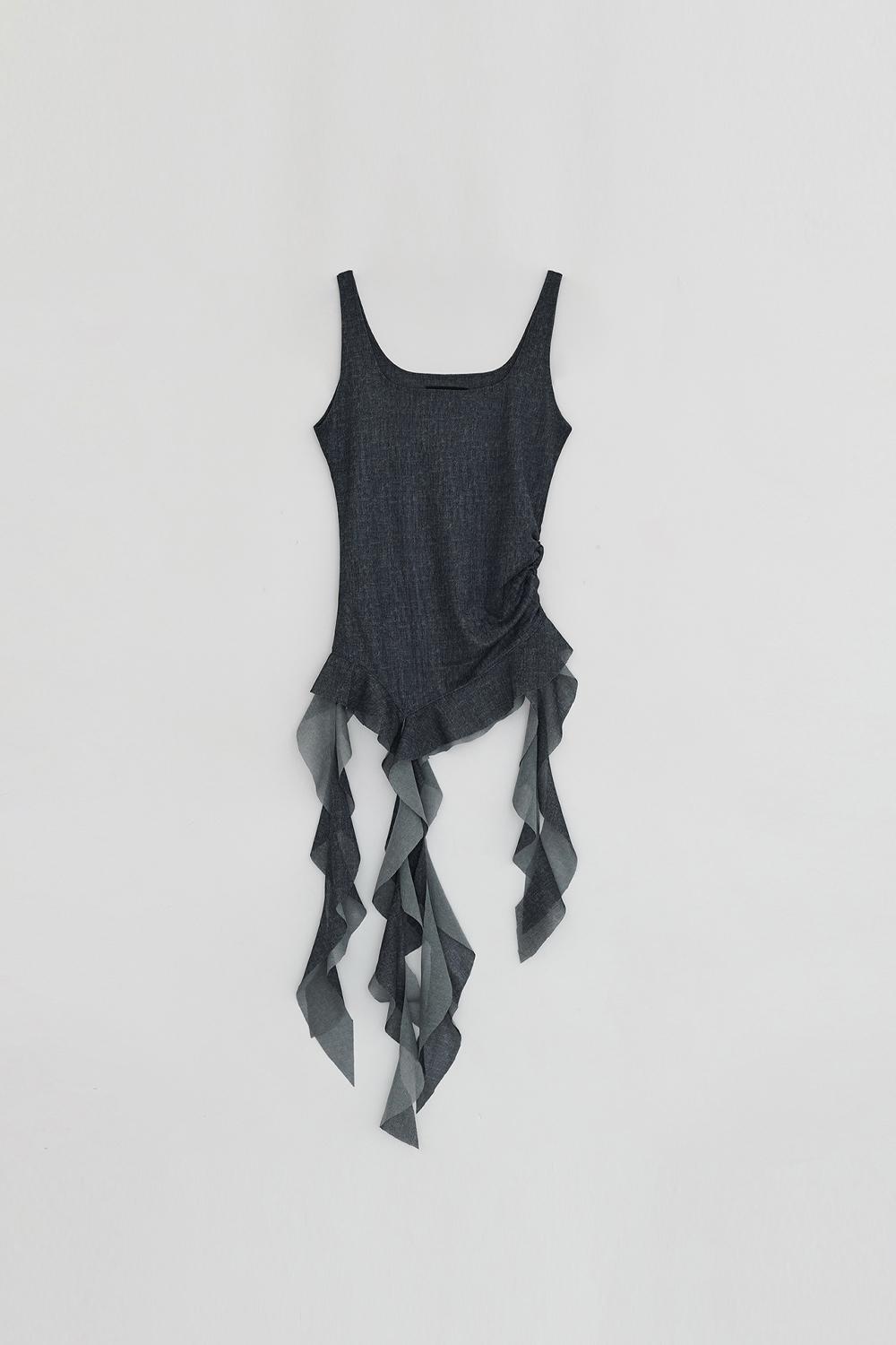 RUFFLE SLEEVELESS TOP