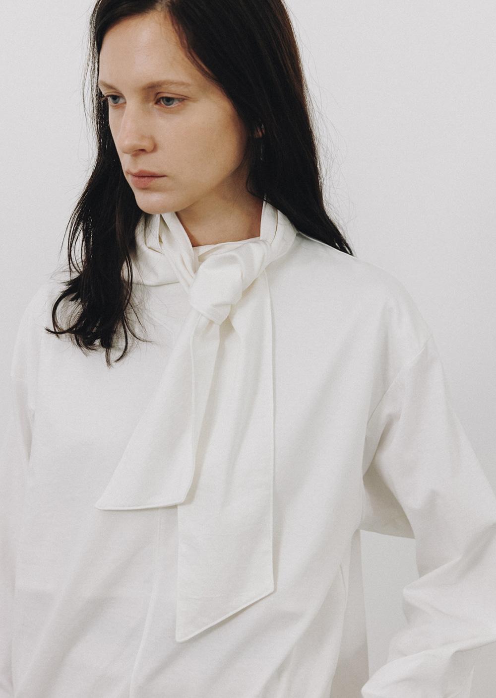 refined scarf long sleeve (ivory)