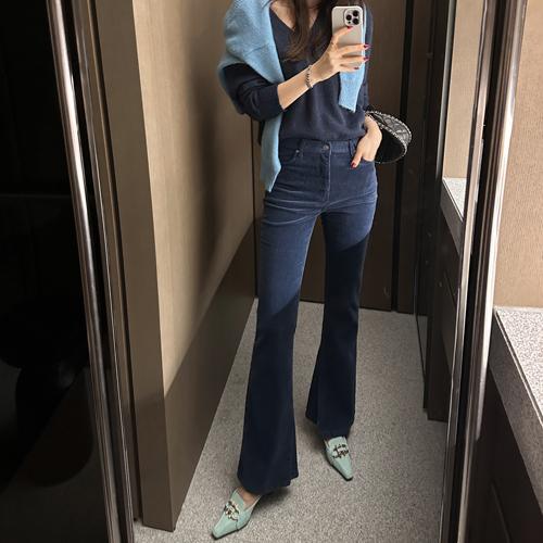 Slim corduroy boots-cut pants