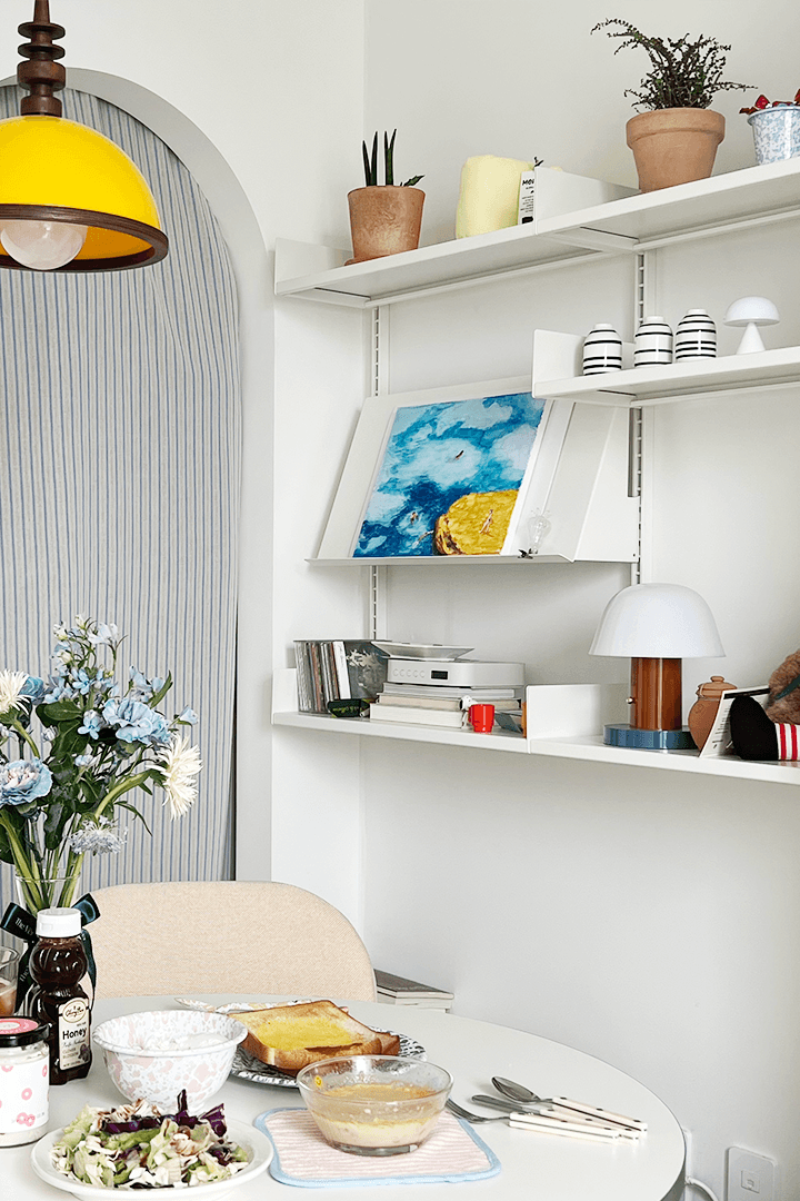 DISPLAY SHELVING 04