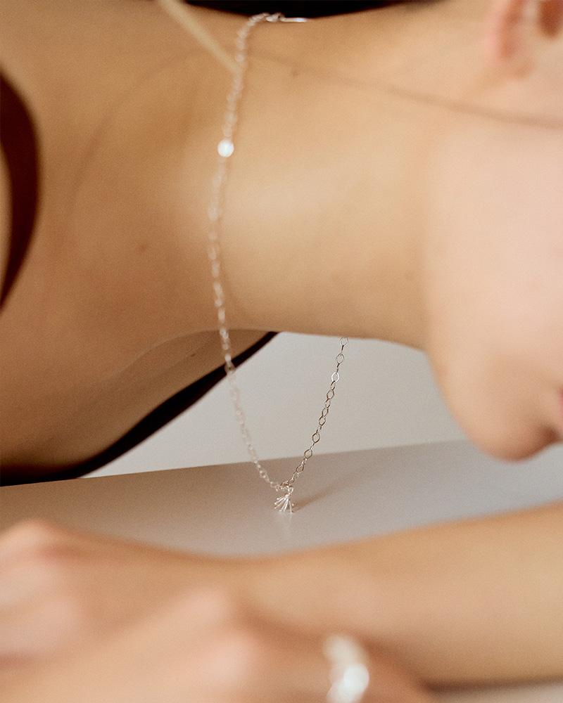 Petal necklace