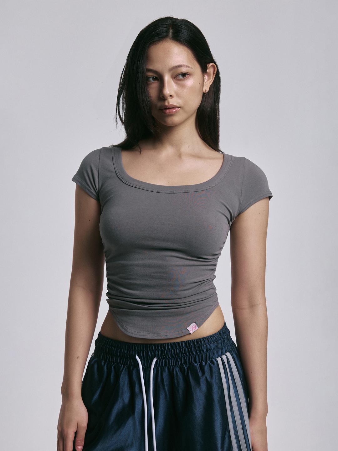 New MOMO Shirring Short Top (Vintage Charcoal)