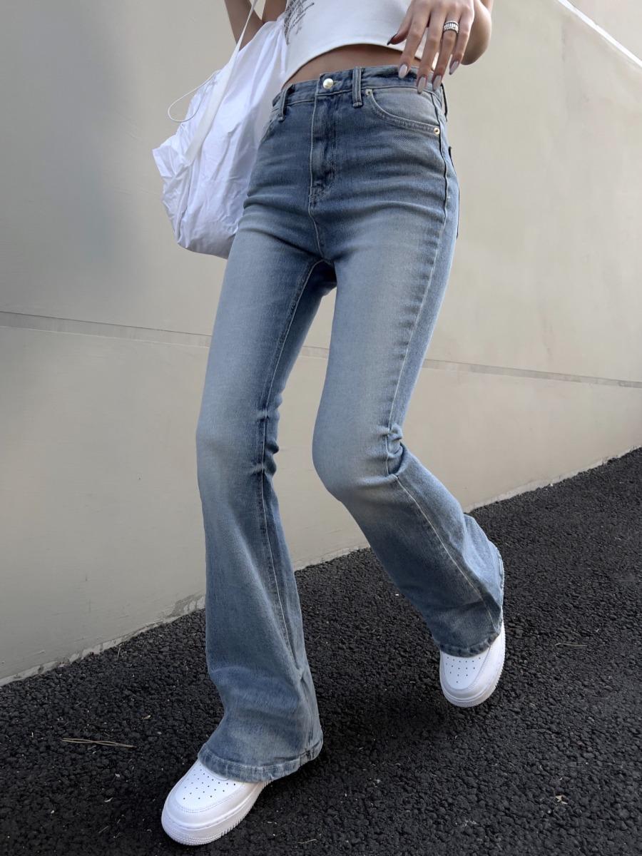 Memo Bootscut Denim Pants (light blue)