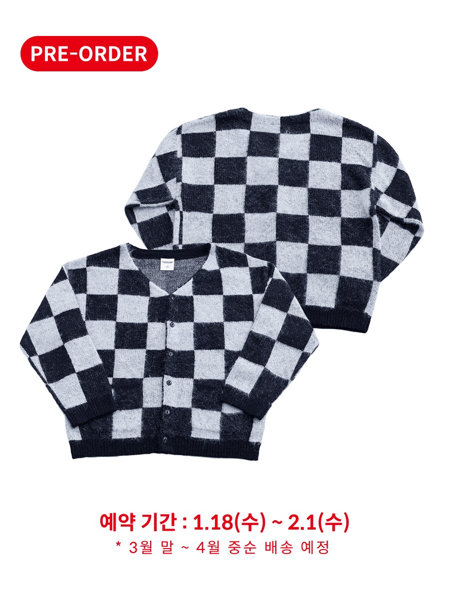 [PRE-ORDER] 이다희 착용 CHECKERED JACQUARD MOHAIR BLEND CARDIGAN BLACK/WHITE