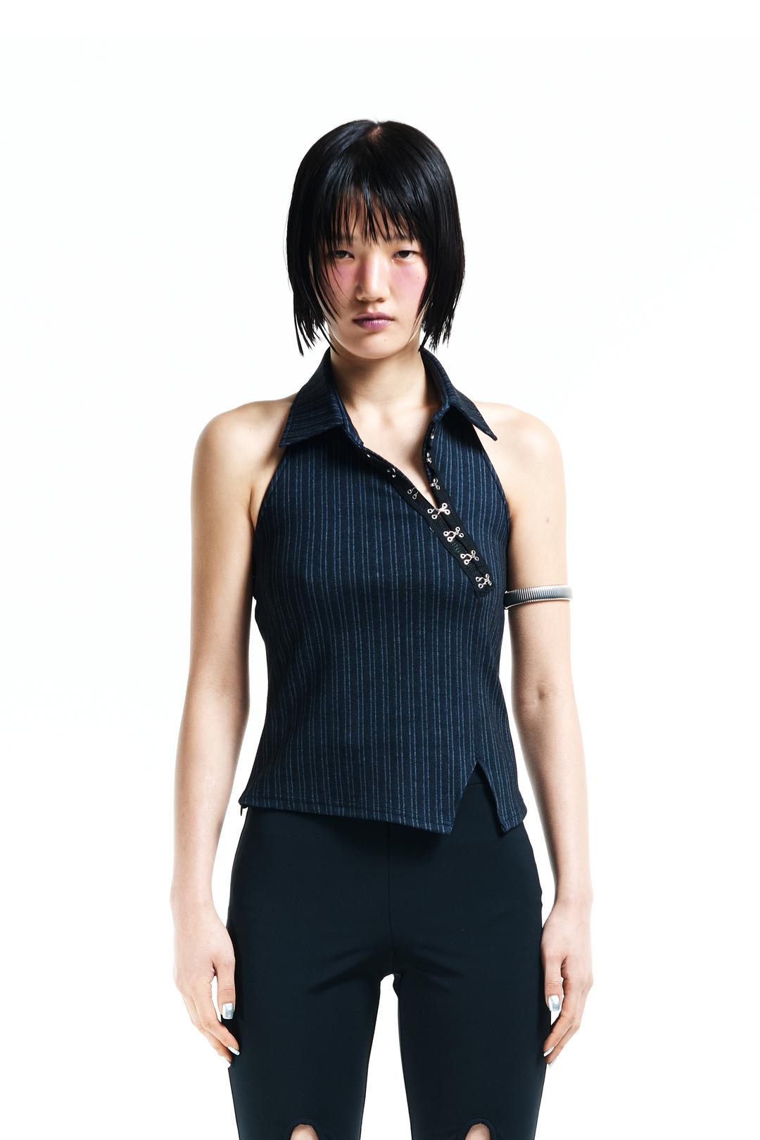 DIAGONAL HOOK HALTERNECK SLEEVELESS (DENIM STRIPE)