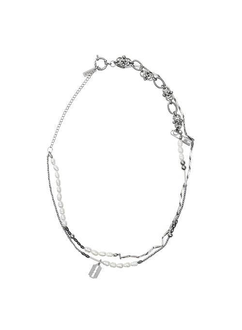 White Pearl Necklace [SILVER]