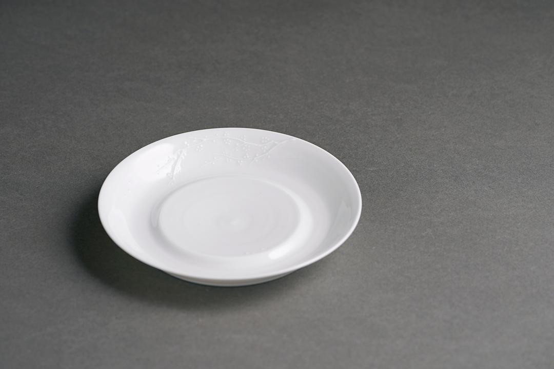 백자 매화양각 호승