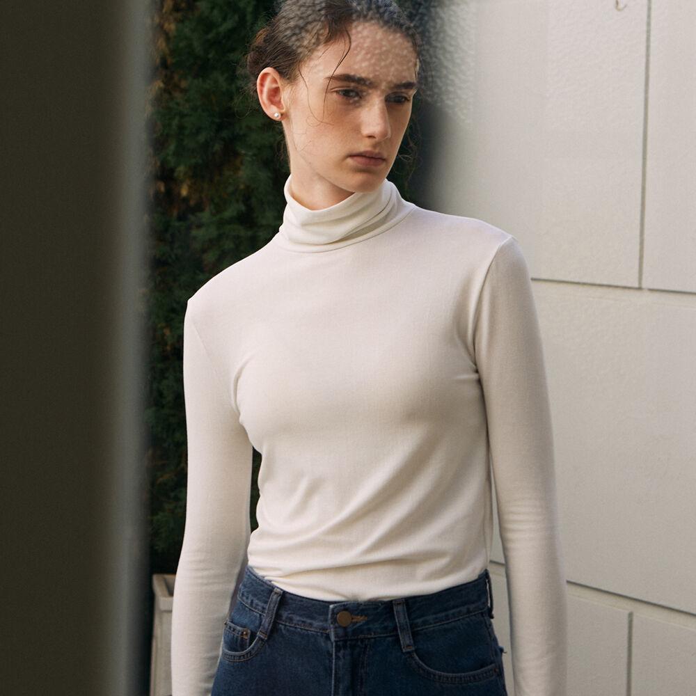 CLASSIC TURTLENECK TOP_IVORY