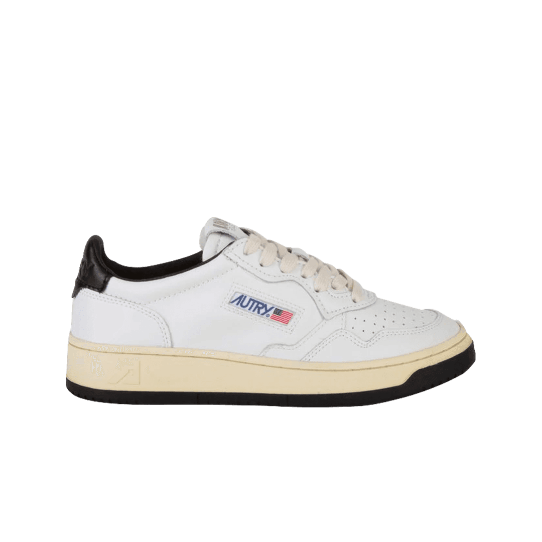 Autry Medalist Low Leather Sneakers White Black