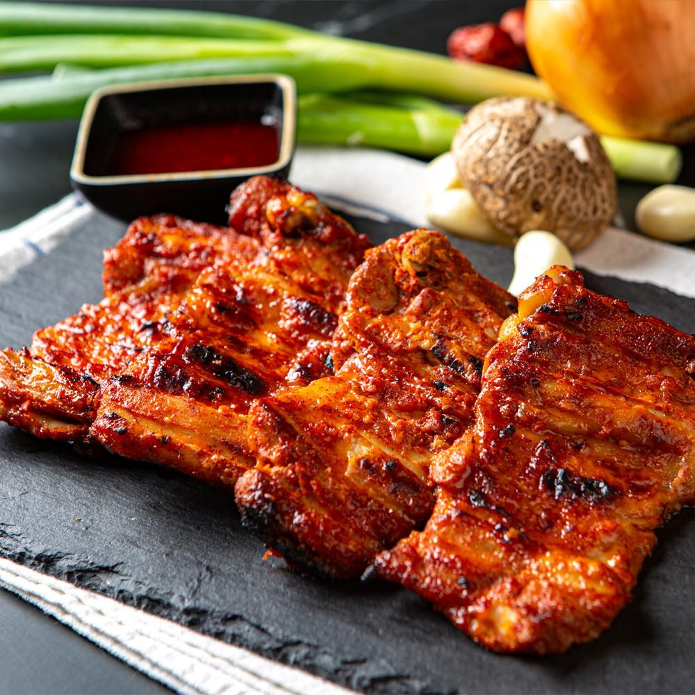 춘천 한지붕 숯불닭갈비 초벌구이 양념닭갈비 원육700g(2인분기준)