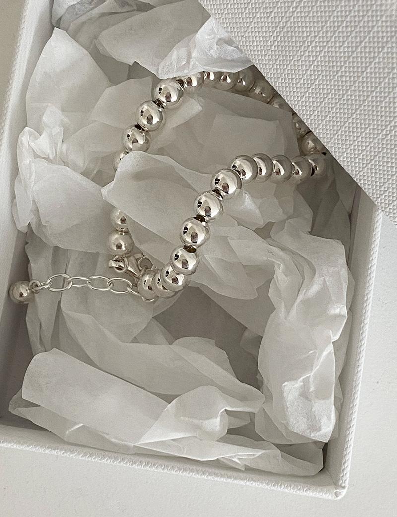 [knockin'] ball bracelet