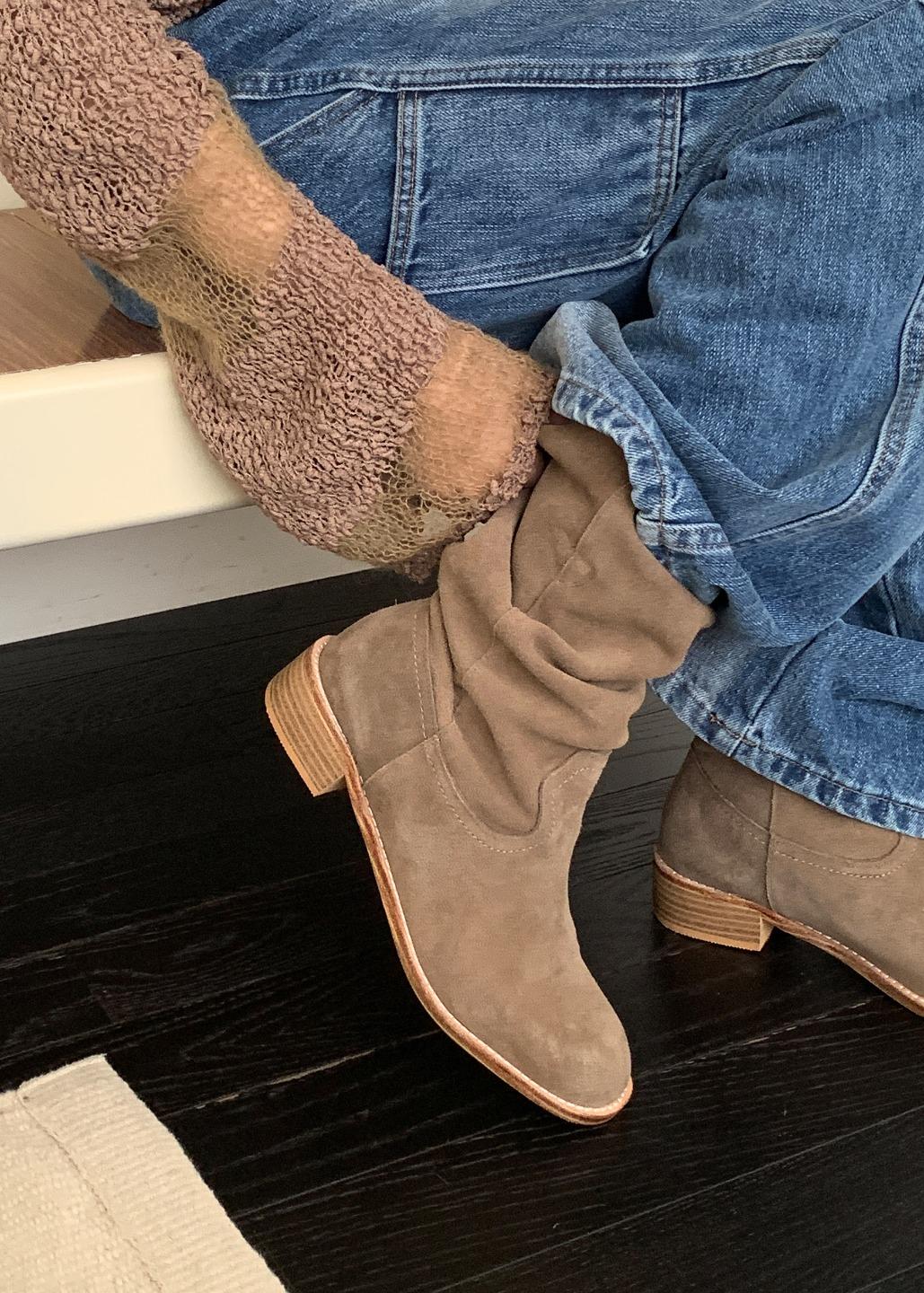 COWSKIN WRINKLE BOOTS