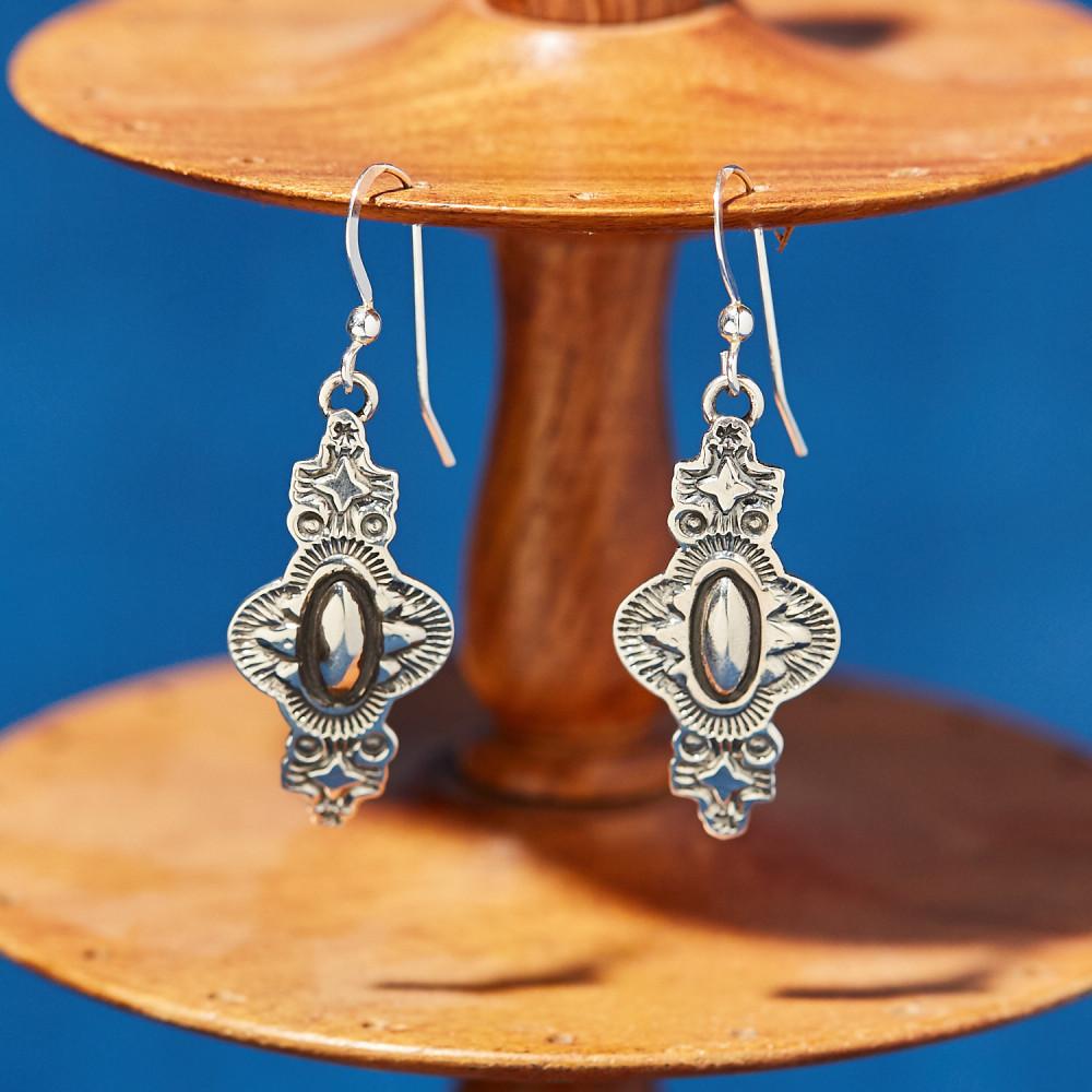 [NATIVE AMERICAN JEWELRY] NAVAJO STAMPED SILVER EARRINGS / NA-23S04
