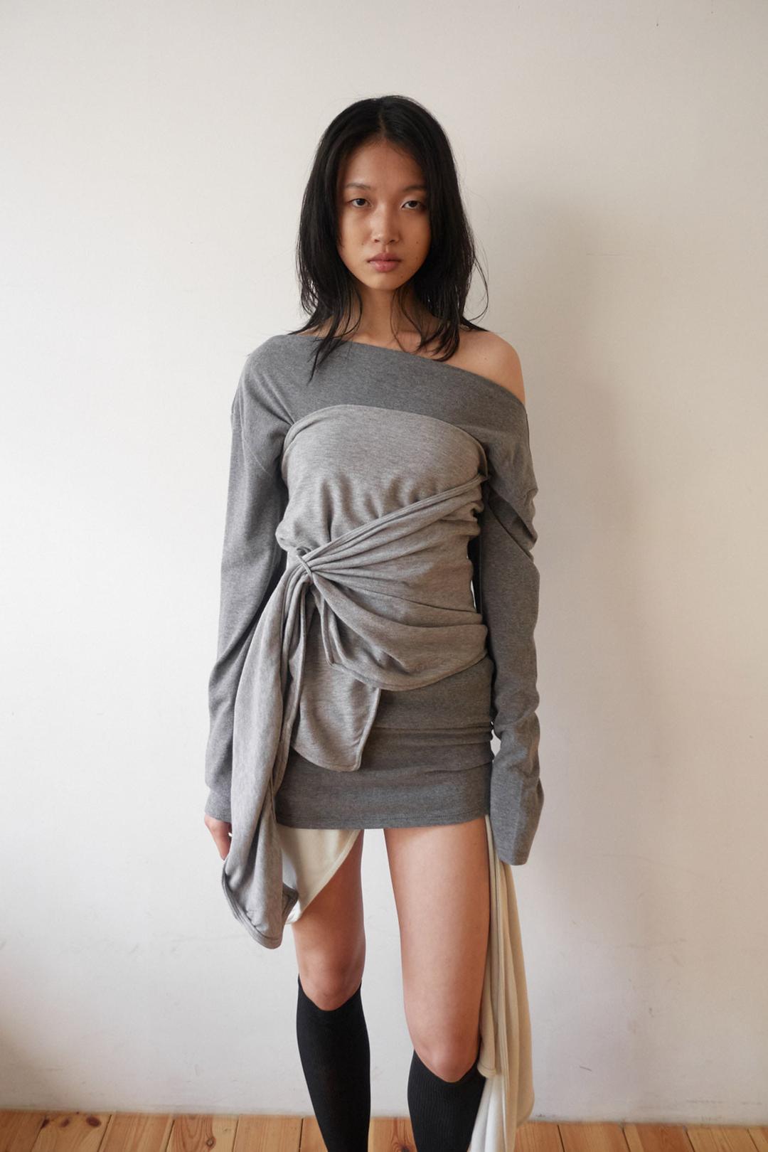 Layered Flare Top / Gray