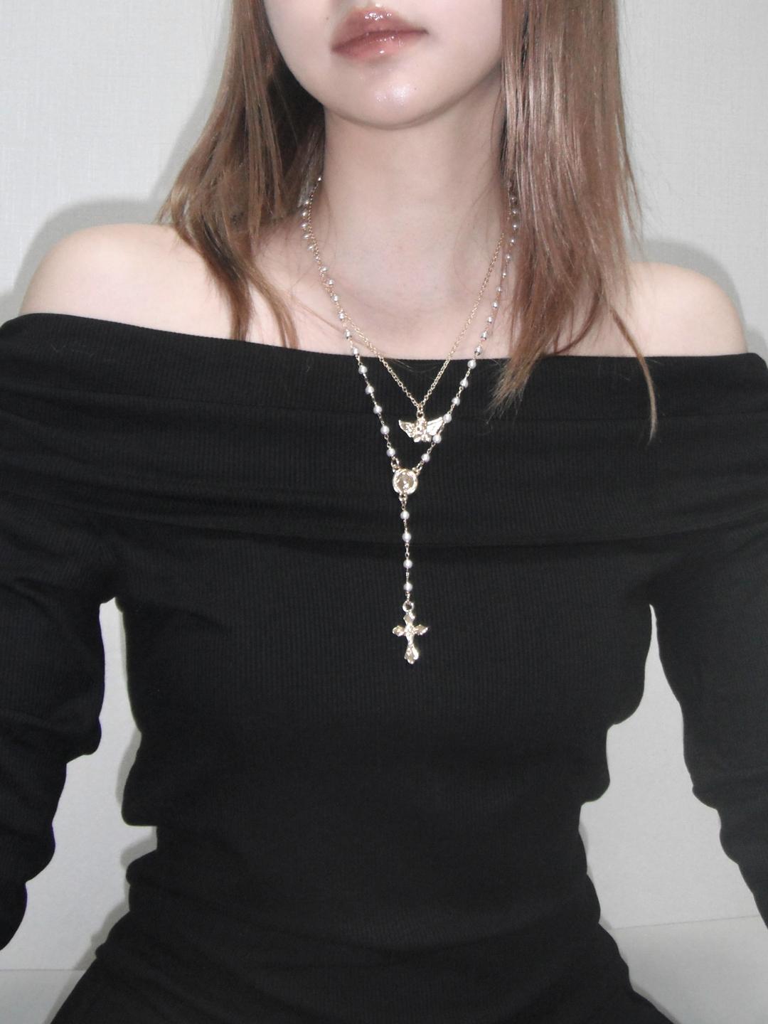 pearls layered gold necklace
