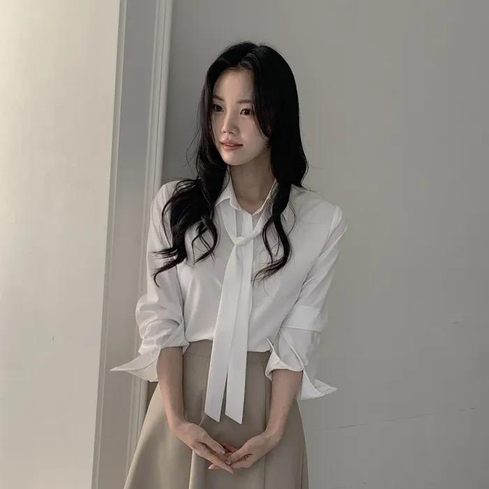 아리아 실키 블라우스_2COLORS