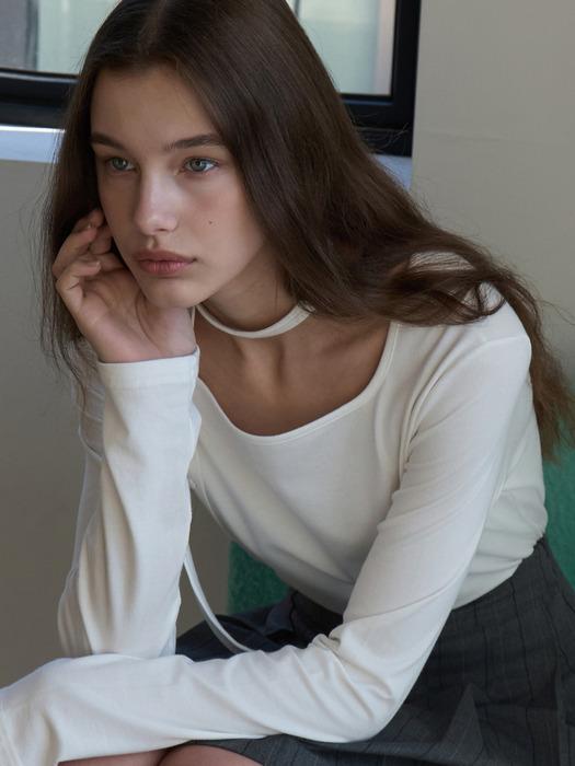 언발란스 버튼드 스카프 탑 아이보리 VW369