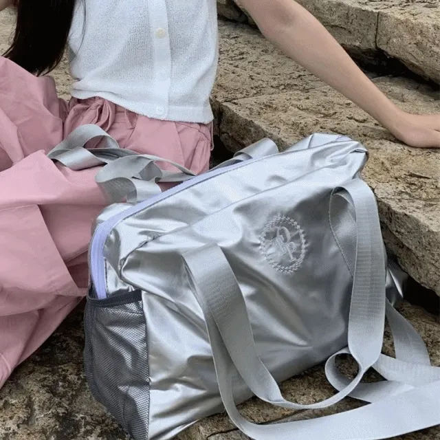 실버 스포츠 크로스백 (하이틴 키치 유니크 y2k 스트릿 힙스터 특이한 독특한 힙한 빈티지 그런지룩 시즈니룩 데일리 포인트 시크 뉴진스 제니 사계절 캐주얼 선물 스포티 인싸)