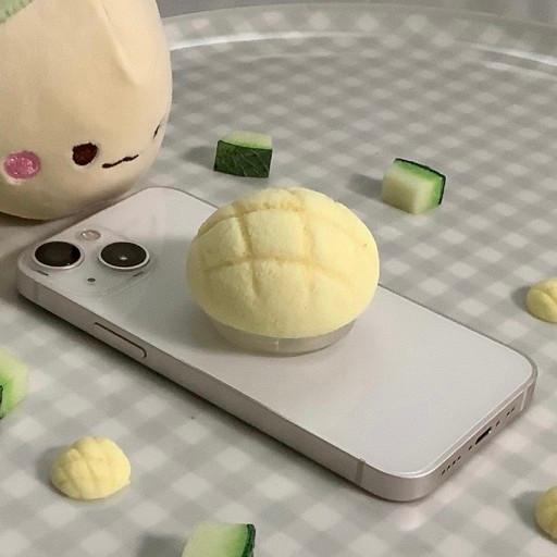 AYW에서만🍈뽀용뽀용 멜론빵 스마트톡🍈맥세이프