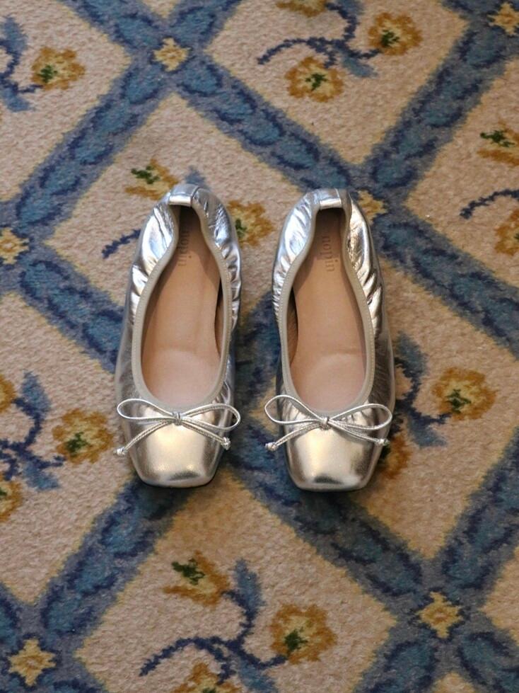 RIbbon square flat (silver)