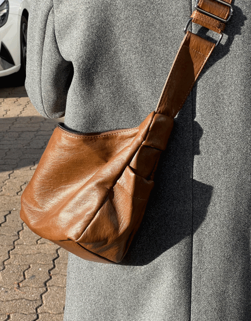 Vegan leather cross bag / 레더 가방, 크로스백