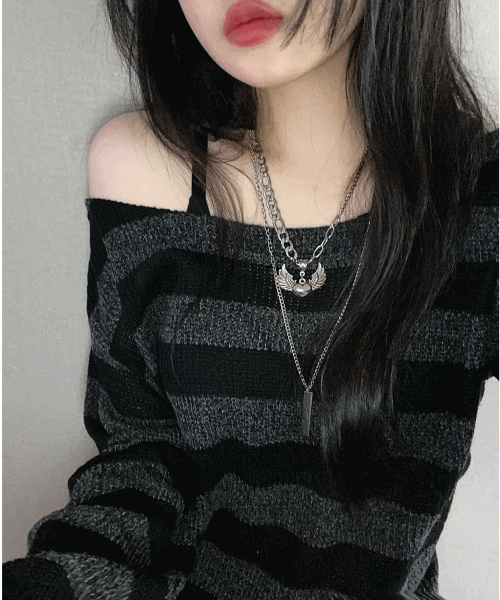 러블리힙 [가을 니트/여리여리🤍🩶]허그미 원 오프숄더 스트라이프 루즈 니트