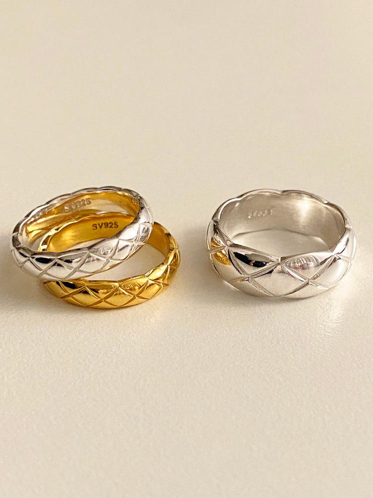 [무배] 실버925 퀼팅 엠보 쿠션 볼드 체크 레이어드 반지 (4mm, 8mm)