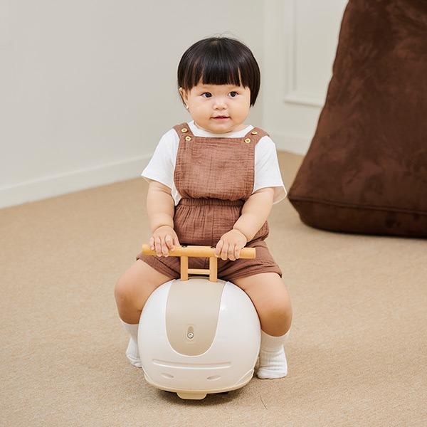 i100 땅콩 밸런스 붕붕카