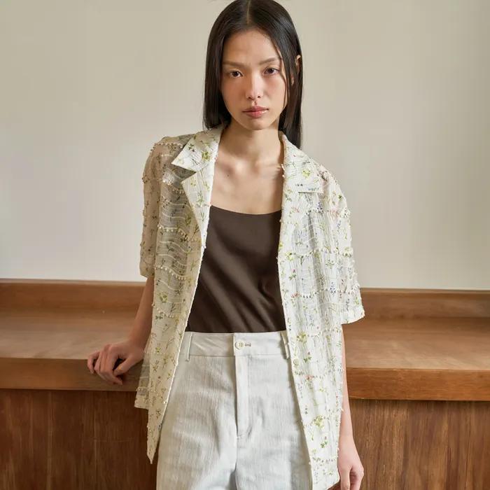 Embroidery vintage open collar shirts (Cream)