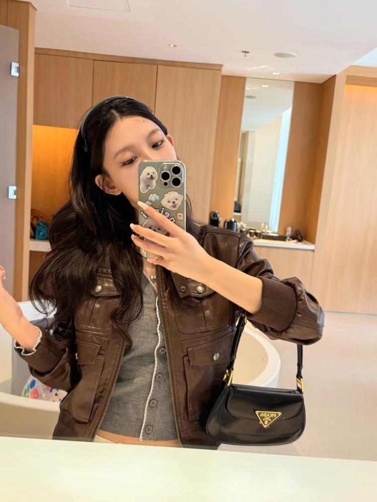 [더누베]데스트니 텍스쳐 캐주얼 포켓 에코 레더 숏 자켓