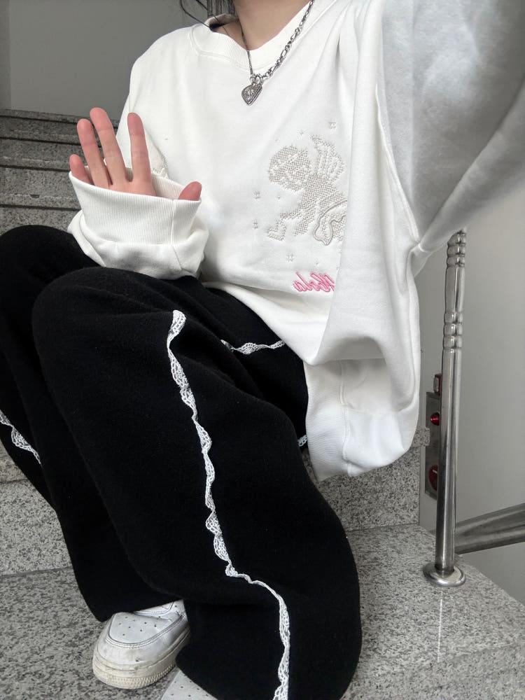 큐피트 밀크 양기모 오버핏 맨투맨