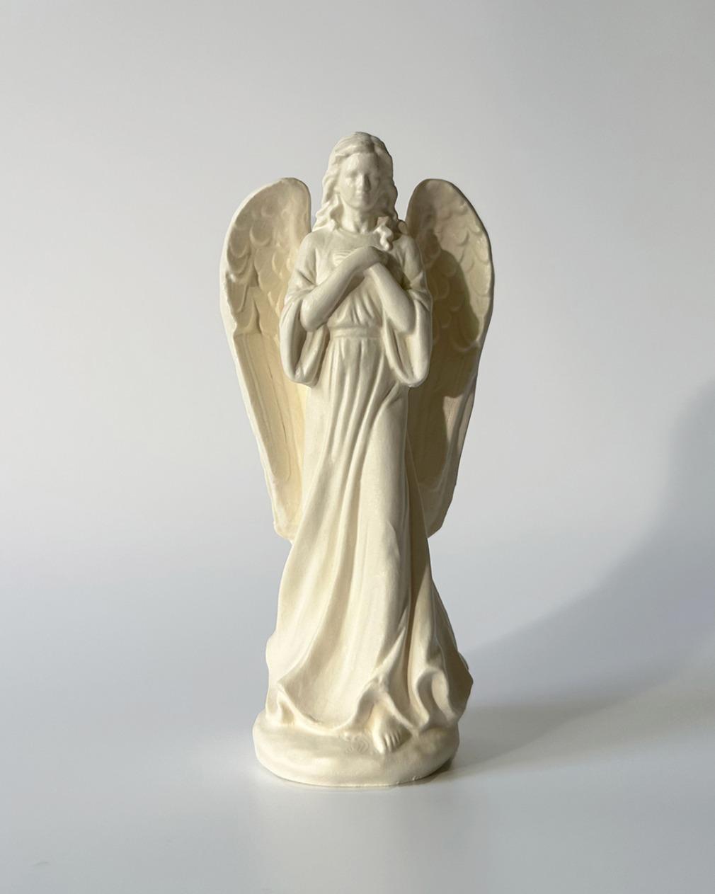 Angel_Ivory