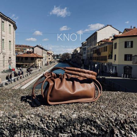 [리퍼브] 토이뜨 크로스백 여성 소가죽 숄더백  데일리백