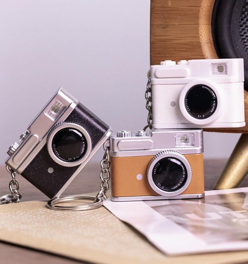 레트로 카메라 열쇠고리