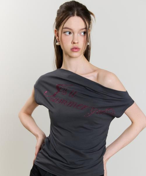 SM GLITTER OFFSHOULDER TEE(CHARCOAL)