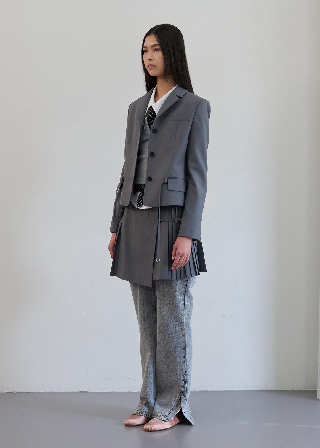 THREE BUTTON BELTED BLAZER