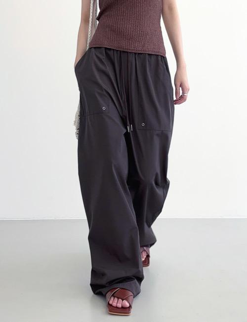 memory eyelet maxi pants / brown