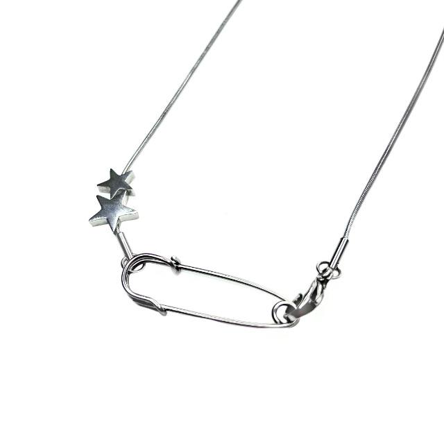 Clipping Necklace