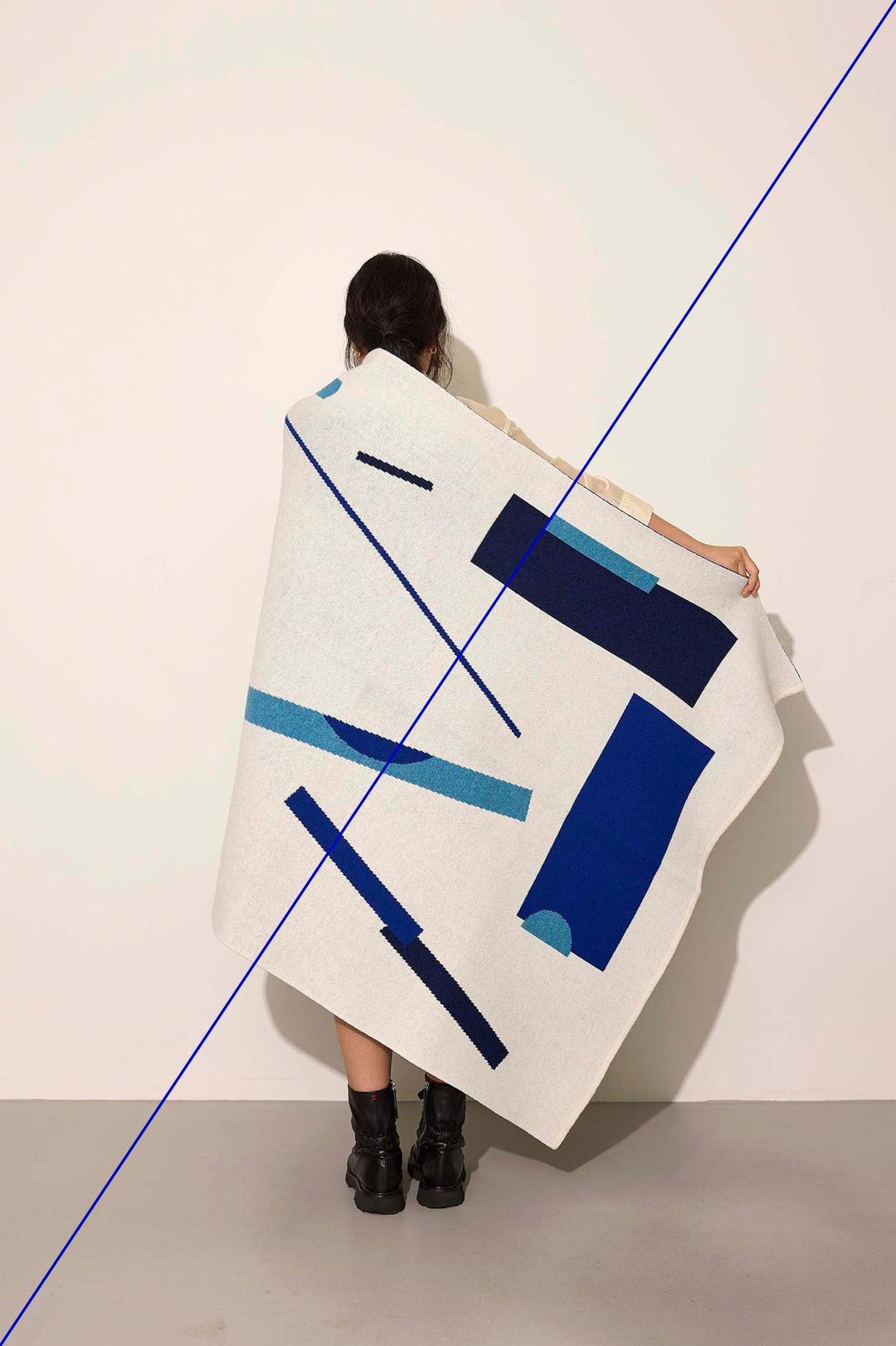 BOMBAY SAPPHIRE x MOHS Blanket