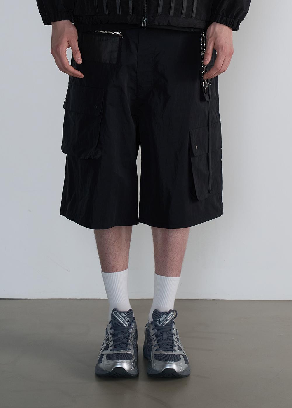 nylon Bermuda shorts_man