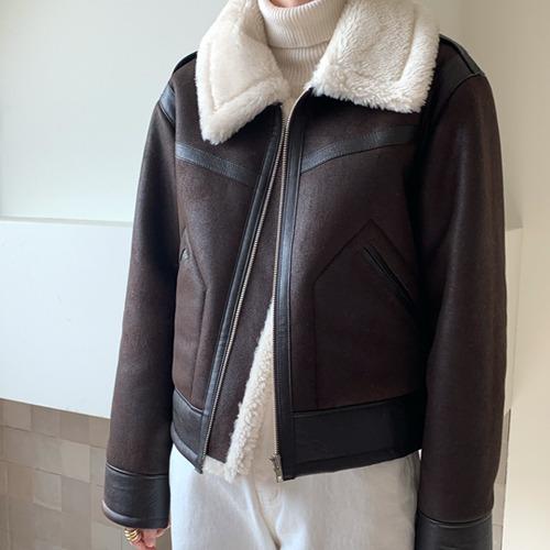 클로우 무스탕 JK