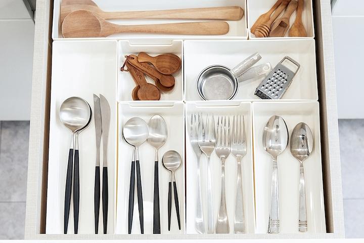 [10%쿠폰] 1+1 국산 서랍정리함 주방 수저 정리함 칸막이 수납 트레이