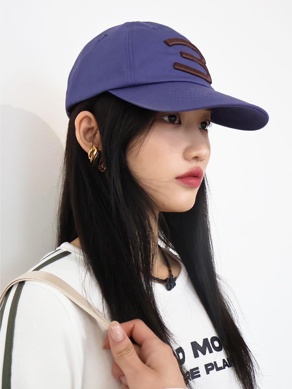 23 Rabbit Cap Blue Violet