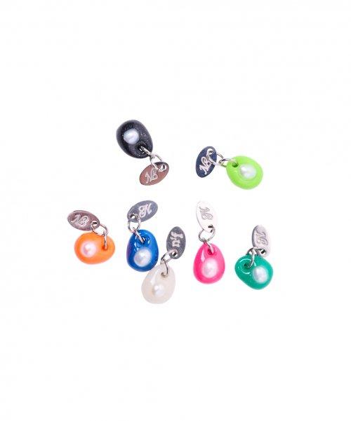 color pearl earring