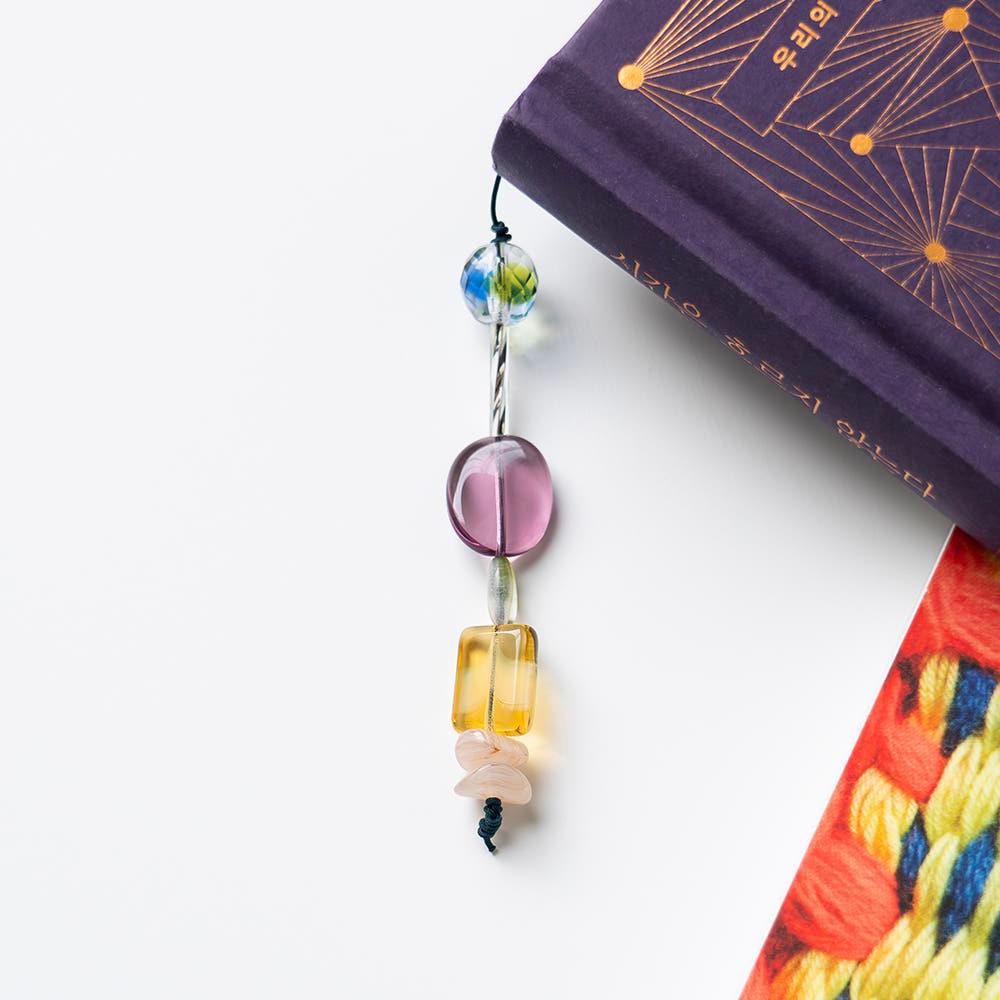 [나슬나슬] Amber Bookmark 끈갈피 책갈피