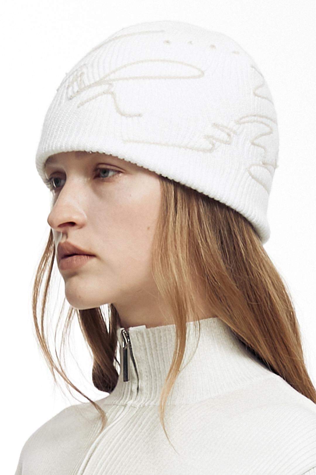 ABSTRACT BEANIE (UNISEX) IVORY